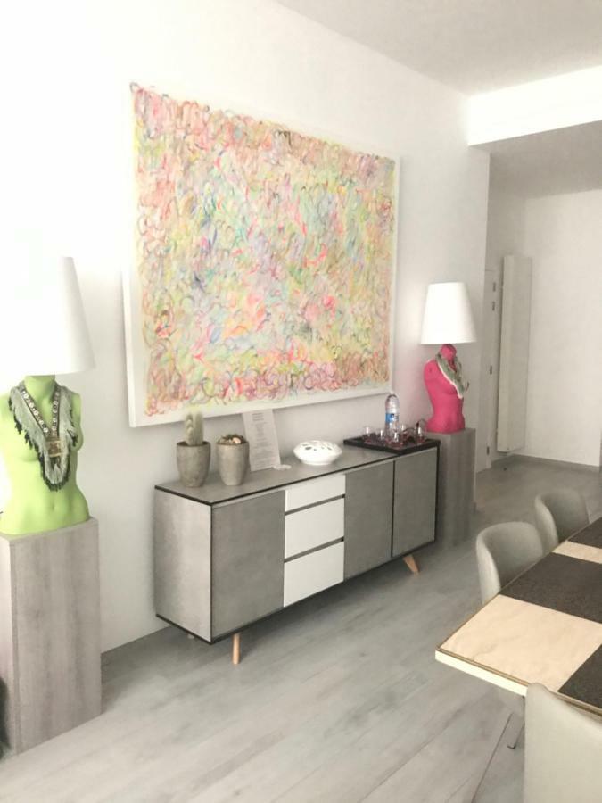 Aparthotel Les Lofts De Styliste Saint-Gilles Zewnętrze zdjęcie